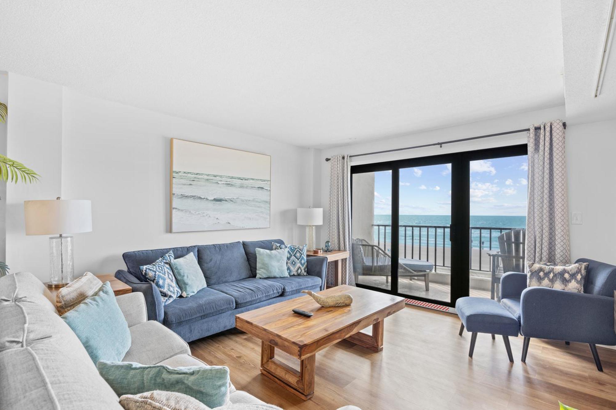Direct Ocean Front 3br 3ba Front *