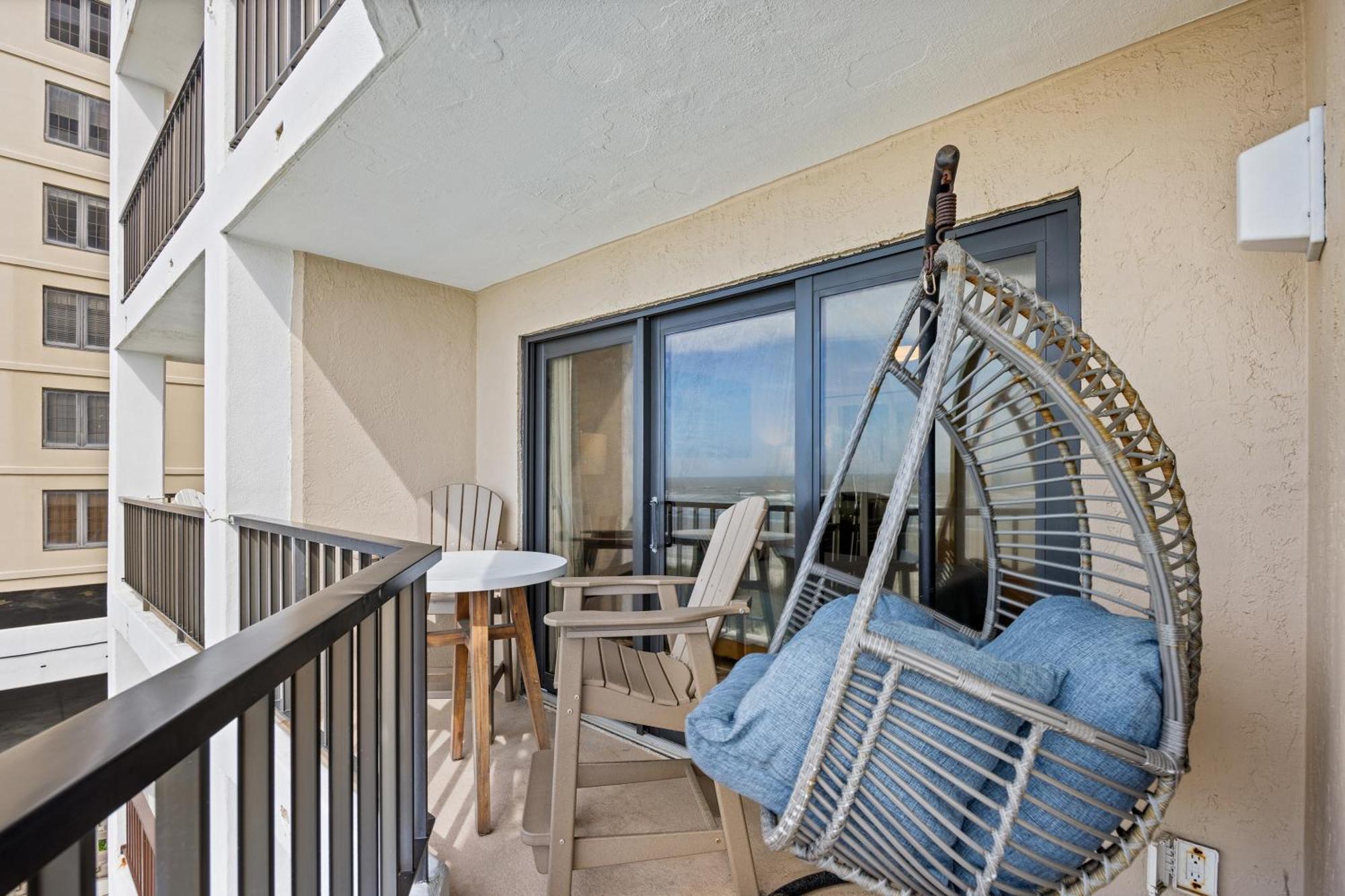 Direct Ocean Front 3br 3ba Front